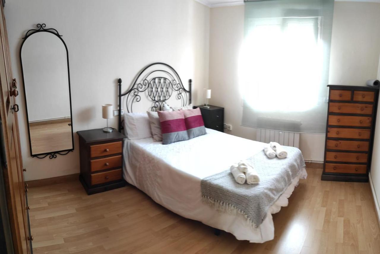 Apartamento De 2 Habitaciones A Un Paso De Begona Gijón Eksteriør billede