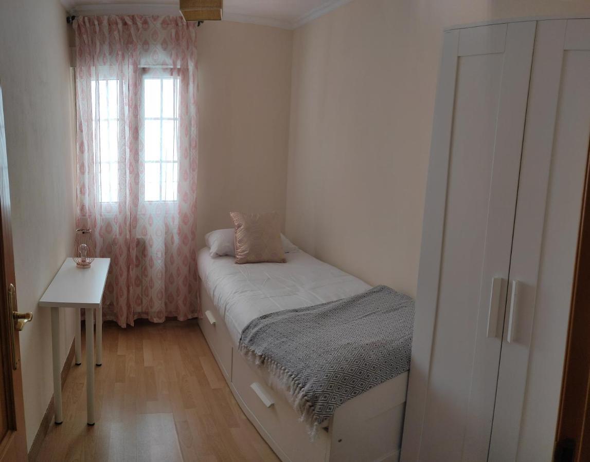 Apartamento De 2 Habitaciones A Un Paso De Begona Gijón Eksteriør billede