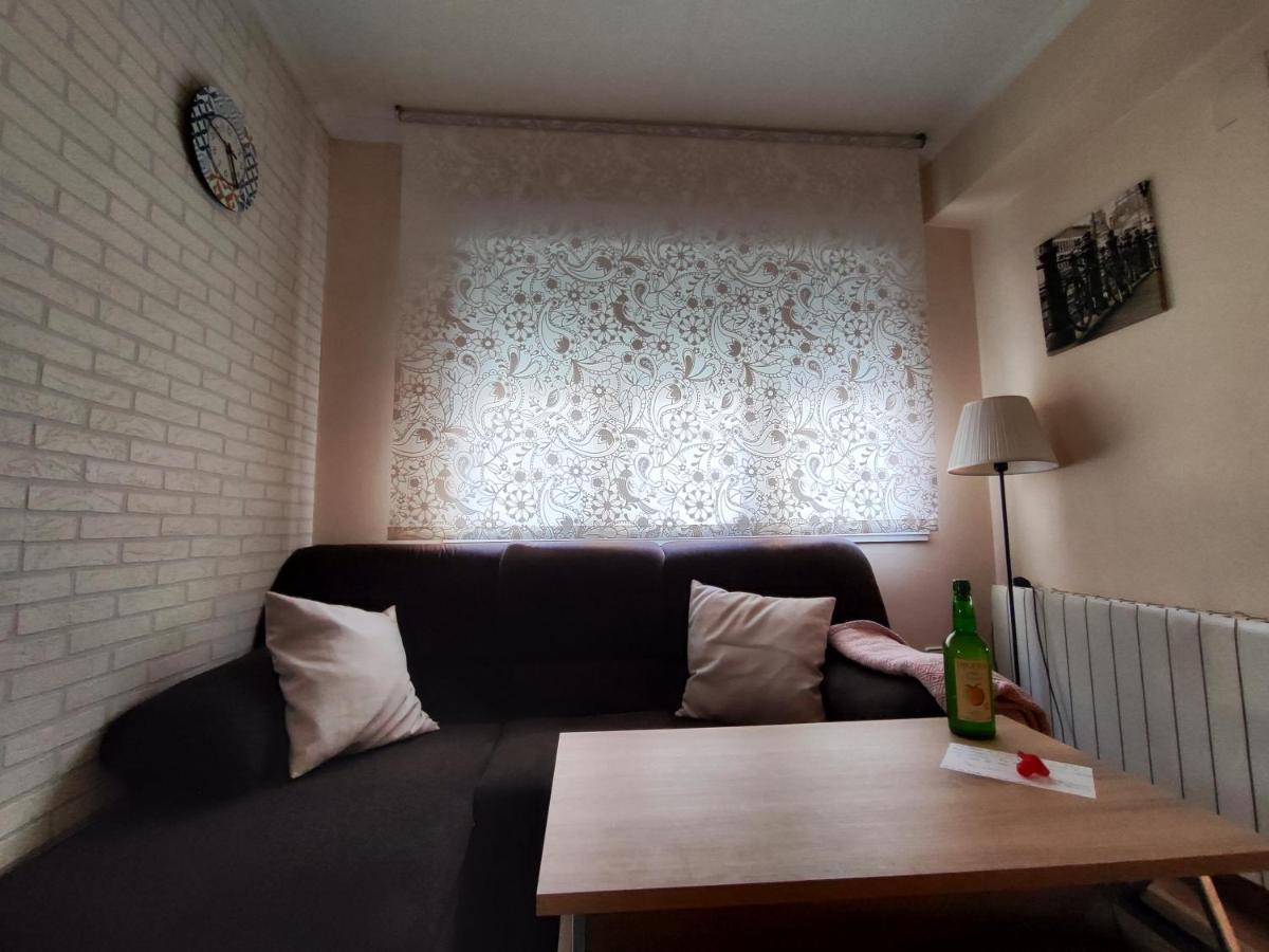 Apartamento De 2 Habitaciones A Un Paso De Begona Gijón Eksteriør billede